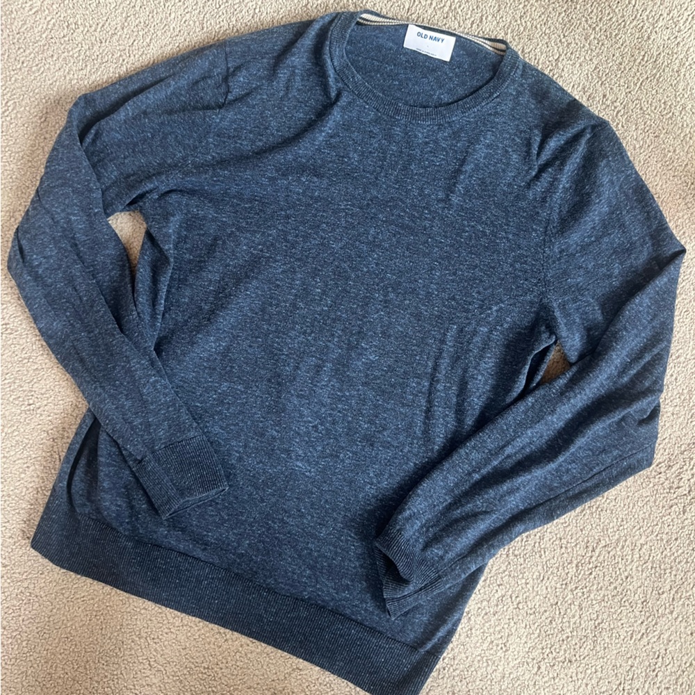 Old Navy Men’s knit sweater size L